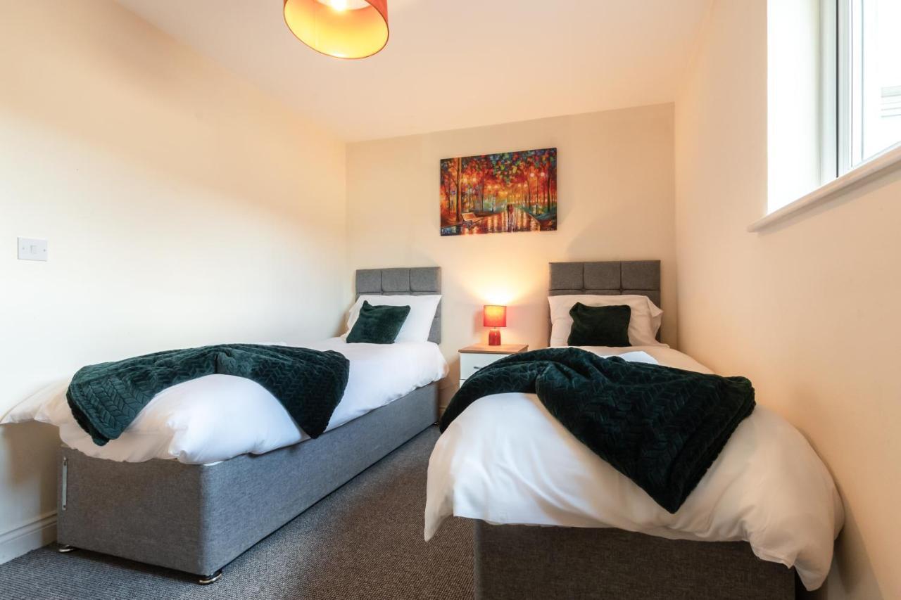 Best Price! 2 Bed City Centre - 4 Single Beds Or 2 Super King, Smart Tvs, Sofa Bed & Free Secure Parking Southampton Esterno foto