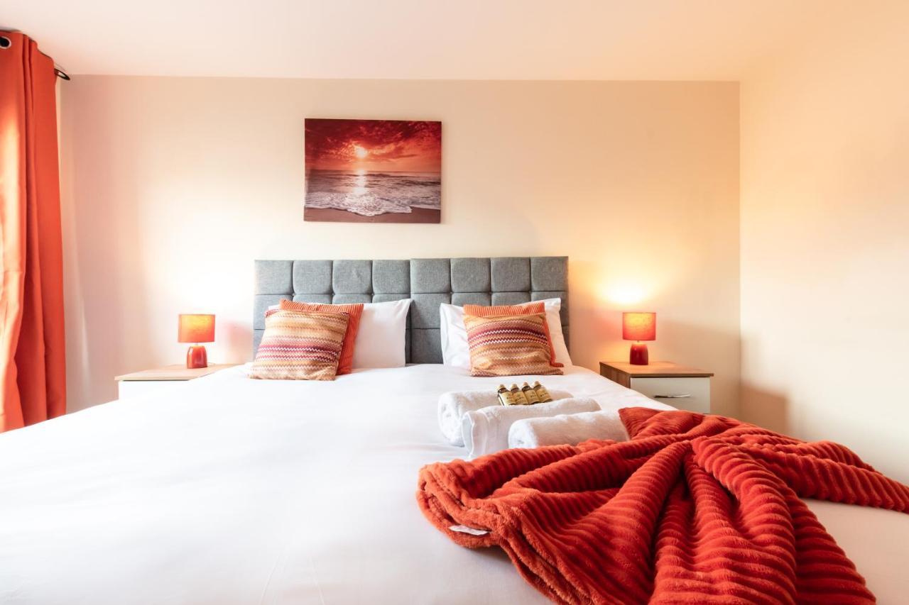 Best Price! 2 Bed City Centre - 4 Single Beds Or 2 Super King, Smart Tvs, Sofa Bed & Free Secure Parking Southampton Esterno foto