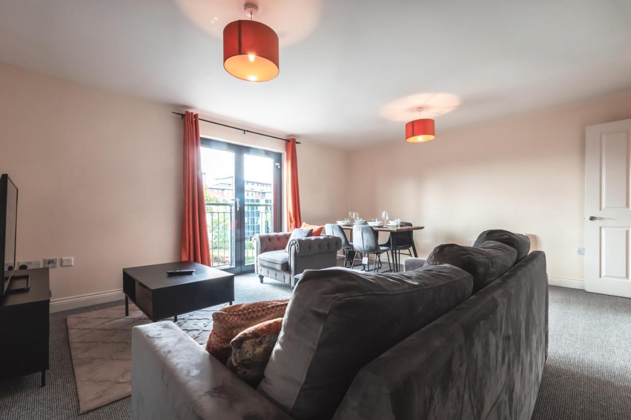Best Price! 2 Bed City Centre - 4 Single Beds Or 2 Super King, Smart Tvs, Sofa Bed & Free Secure Parking Southampton Esterno foto