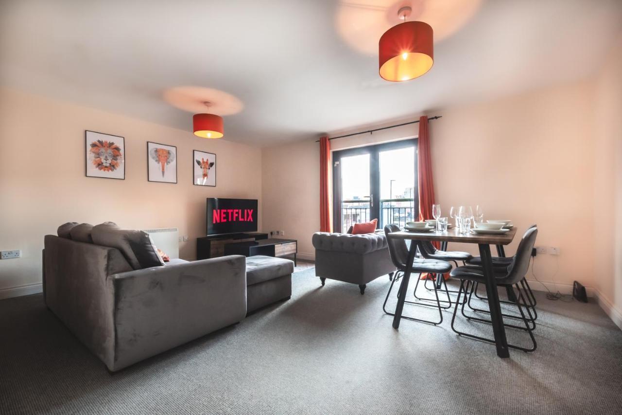 Best Price! 2 Bed City Centre - 4 Single Beds Or 2 Super King, Smart Tvs, Sofa Bed & Free Secure Parking Southampton Esterno foto