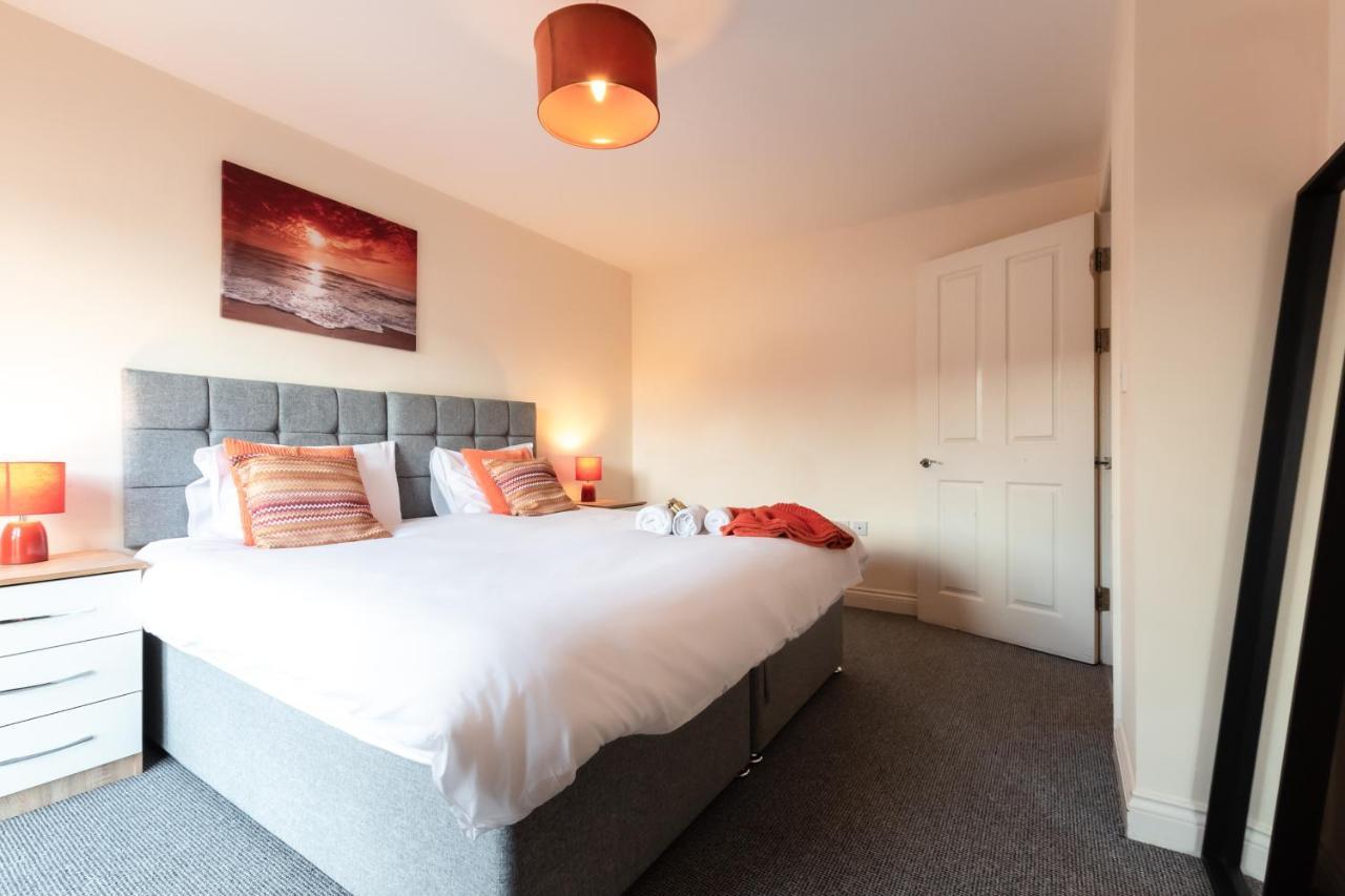 Best Price! 2 Bed City Centre - 4 Single Beds Or 2 Super King, Smart Tvs, Sofa Bed & Free Secure Parking Southampton Esterno foto